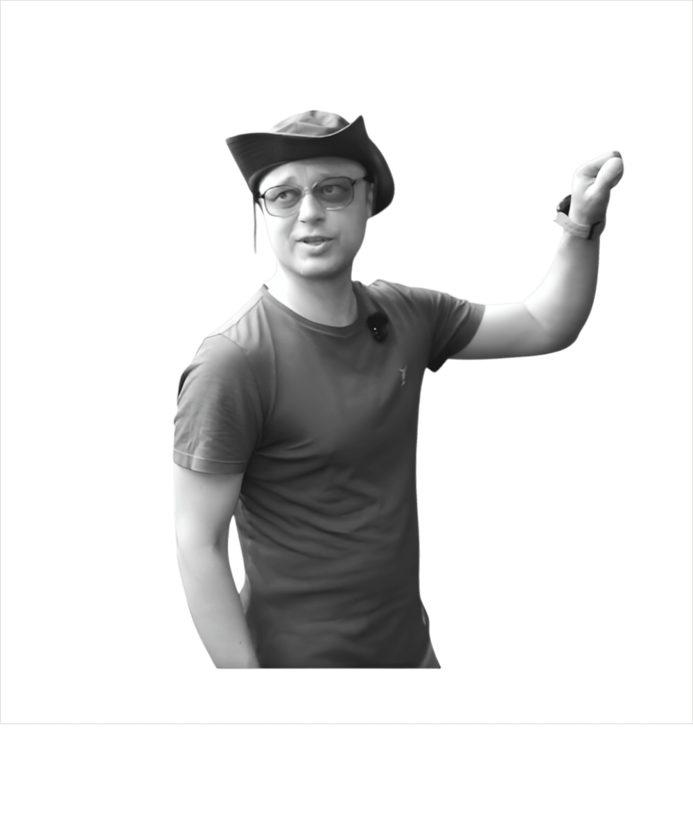 Олег
основатель Студии Кухня